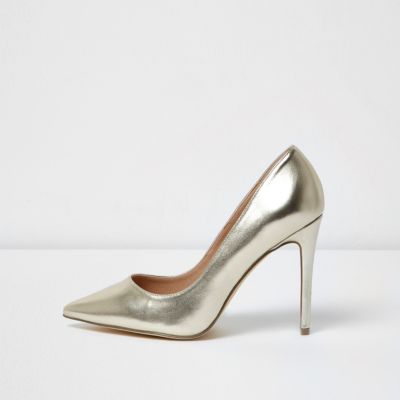 Gold metallic wide fit court shoes